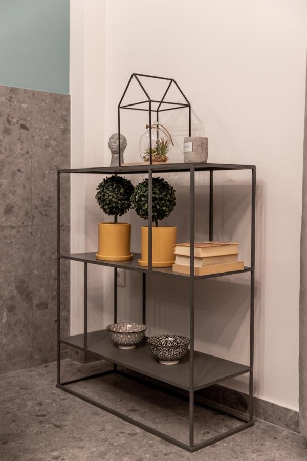 Elegant Apt 5' From Ampelokipi Metro Station Αθήνα Εξωτερικό φωτογραφία